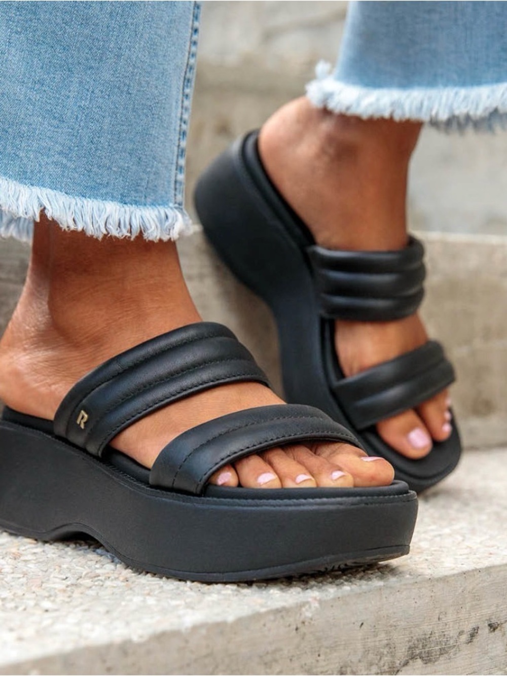 Reef Lofty Lux Hi Platform Black Padded Double-Strap Slides size 7 $95